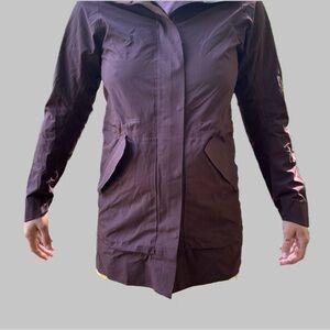 REI women’s xs Hooded Raincoat